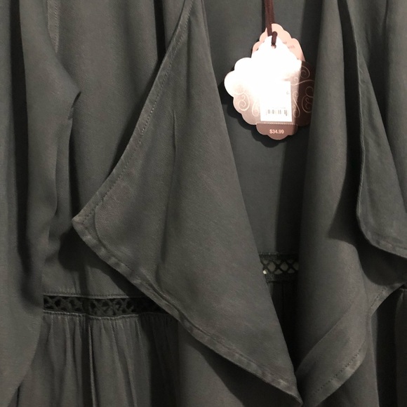 Knox Rose Jacket with Crochet Trim - Picture 14 of 17